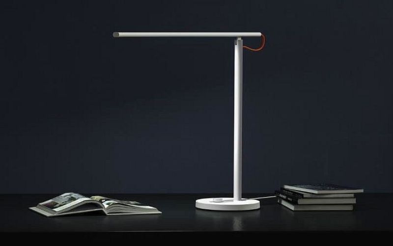 Mi smart led desk lamp 1s